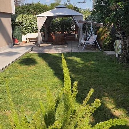 לינה וארוחת בוקר פוזולי La Casa Di Barry מראה חיצוני תמונה