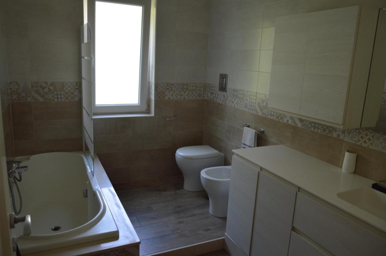 לינה וארוחת בוקר פוזולי La Casa Di Barry מראה חיצוני תמונה