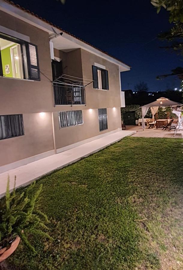 לינה וארוחת בוקר פוזולי La Casa Di Barry מראה חיצוני תמונה